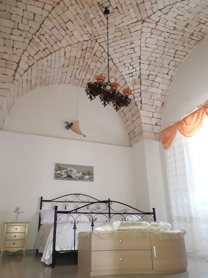 Trulli Di Rosa * Locorotondo